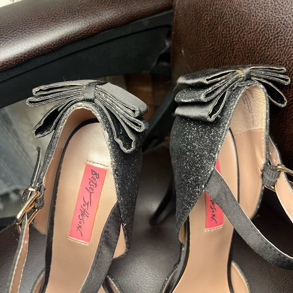 Betsey Johnson 5” Black Glitter High Heels with Satin Bows - Picture 13 of 16